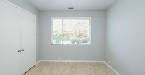9516 Golf Course Ln, Elk Grove, CA 95758 Photo