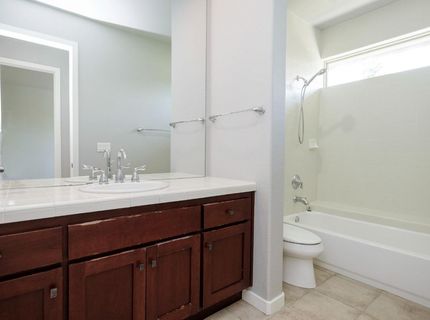 9516 Golf Course Ln, Elk Grove, CA 95758 Photo