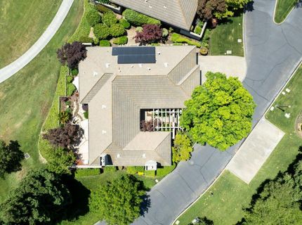 9516 Golf Course Ln, Elk Grove, CA 95758 Photo