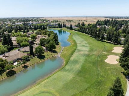 9516 Golf Course Ln, Elk Grove, CA 95758 Photo