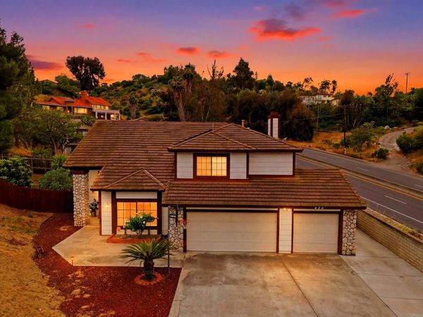 425 Avenida Abajo, El Cajon, CA 92020