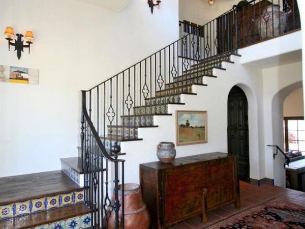 5680 WAVERLY, San Diego, CA 92037