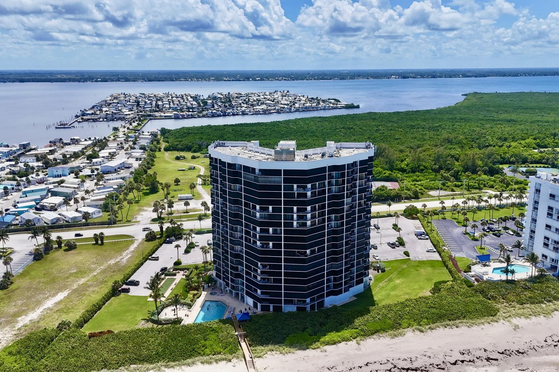 9650 S Ocean Drive, Unit 1903, Jensen Beach, FL 34957 Photo