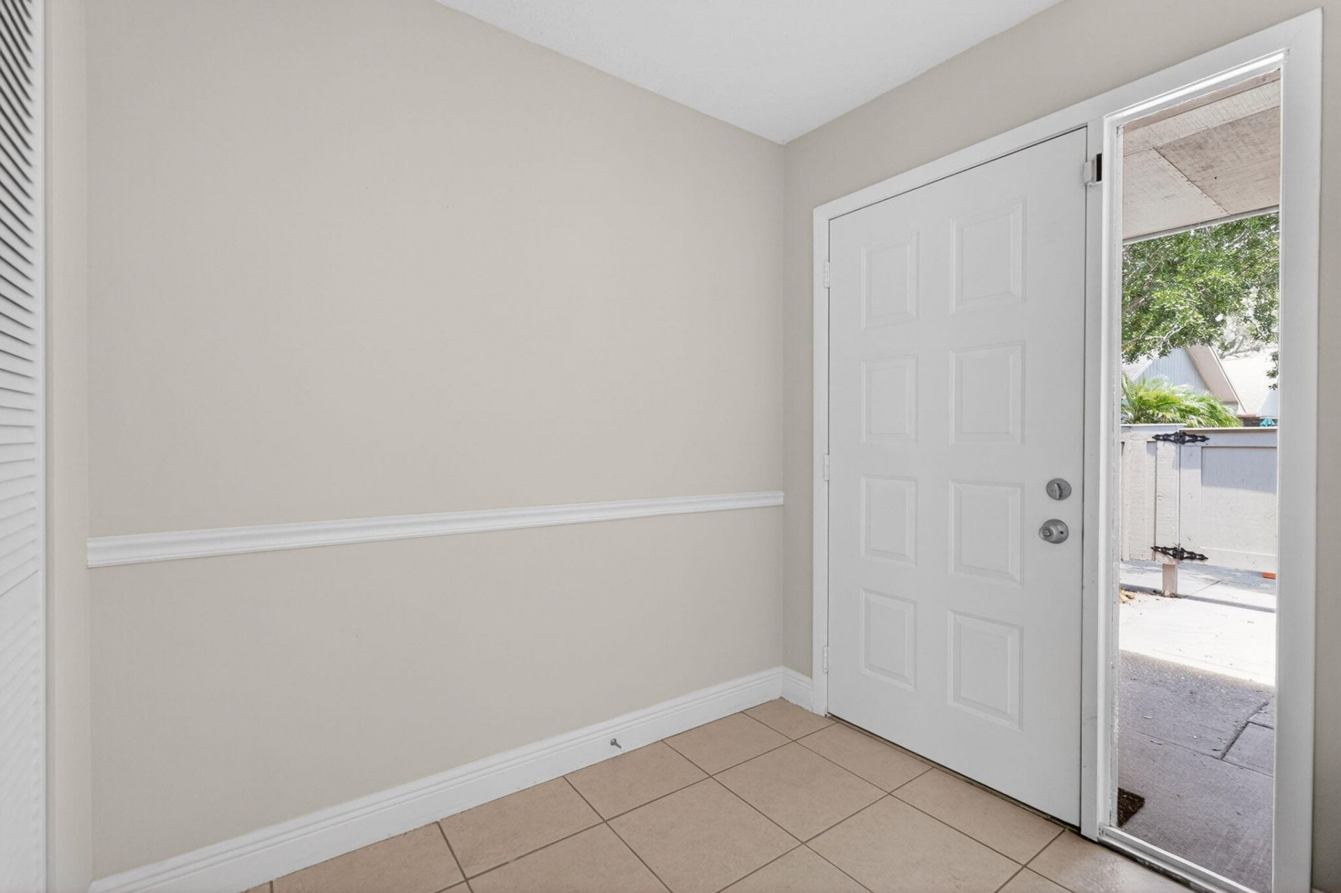 3911 NW Cinnamon Tree Circle, Jensen Beach, FL 34957 Photo