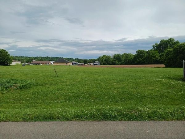 Star Drive, Chillicothe, OH 45601