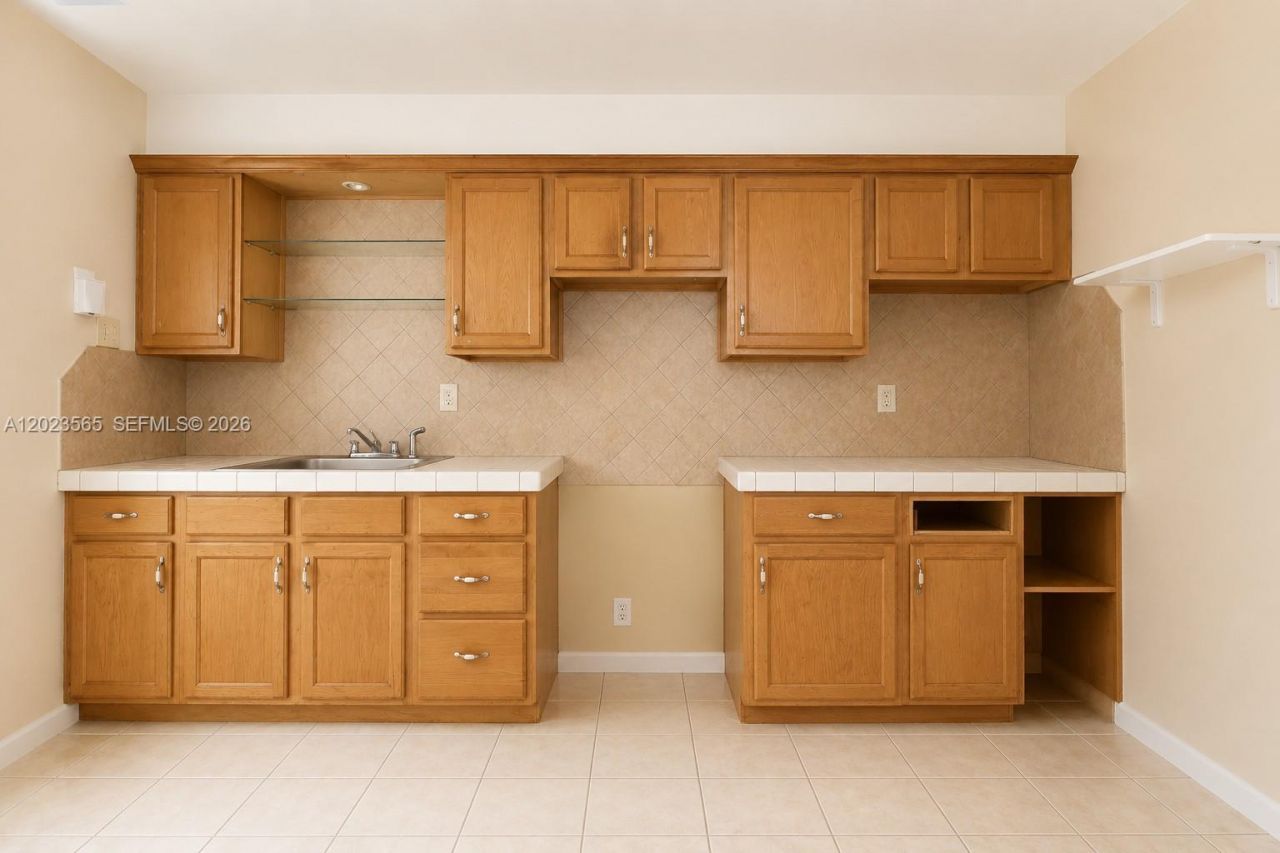 1380 NE 153rd St , North Miami Beach, FL 33162 Photo