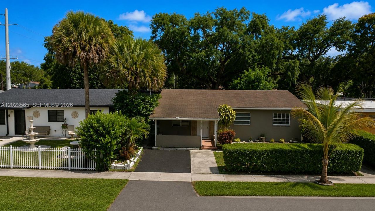 1380 NE 153rd St , North Miami Beach, FL 33162 Photo