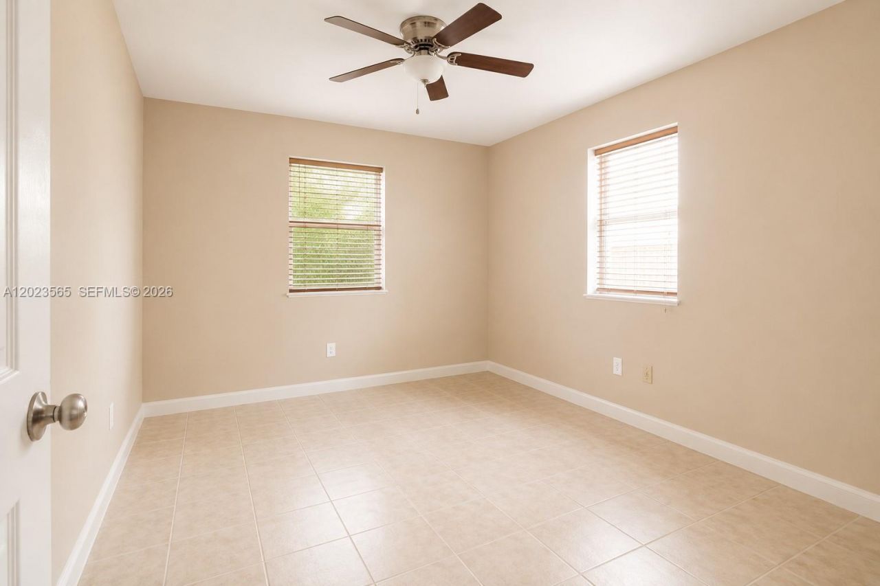 1380 NE 153rd St , North Miami Beach, FL 33162 Photo