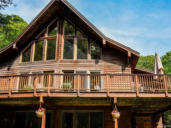 82 Indian Lake Road, Putnam Valley, NY 10579