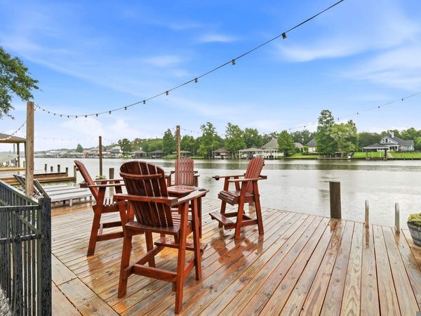 12132 River Highlands, St Amant, LA 70774