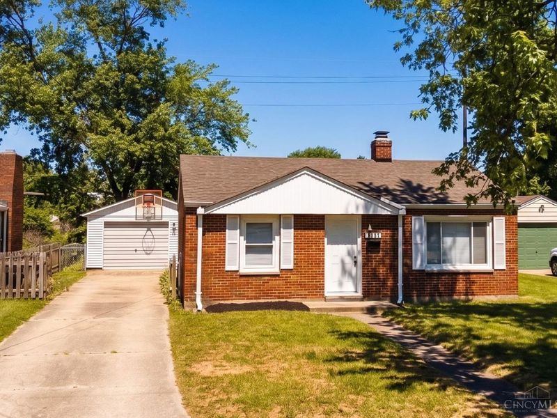 2711 Armco Drive, Middletown, OH 45042 Photo 1