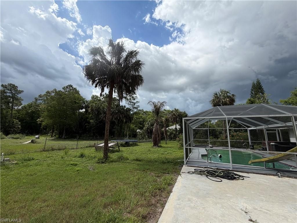281 8th St Se, Naples, FL 34117 Photo