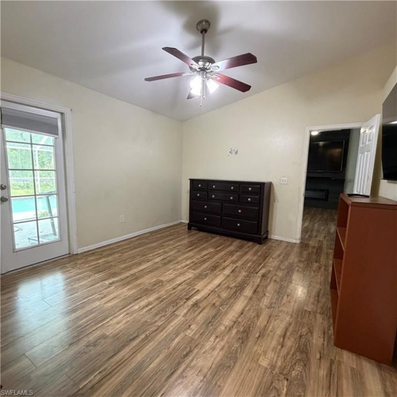 281 8th St Se, Naples, FL 34117 Photo