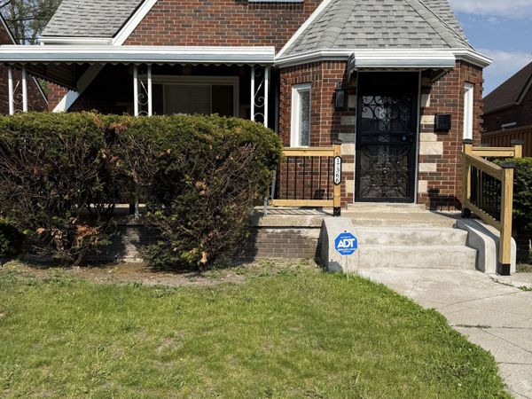 17366 Hartwell Street, Detroit, MI 48235