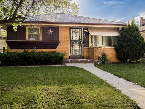 4219 N 72nd STREET, Milwaukee, WI 53216