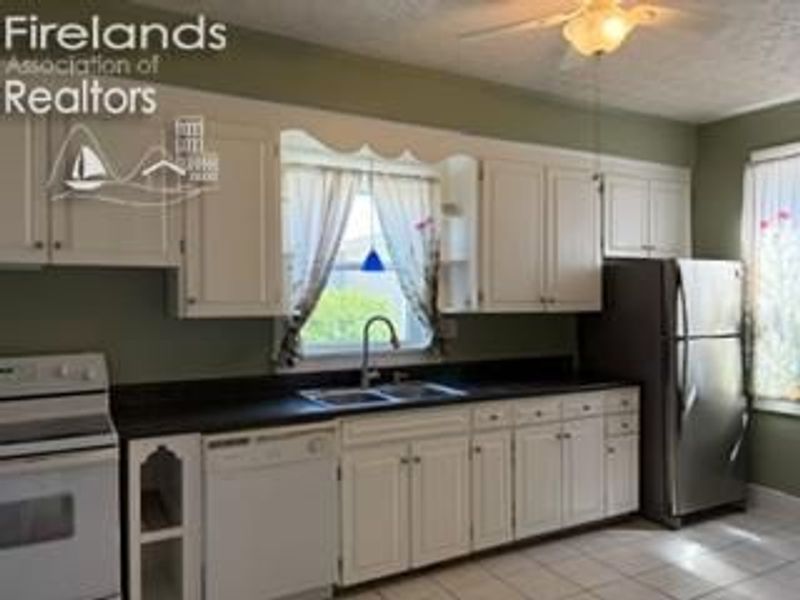 170 Coe Street, Tiffin, OH 44883 Photo 23