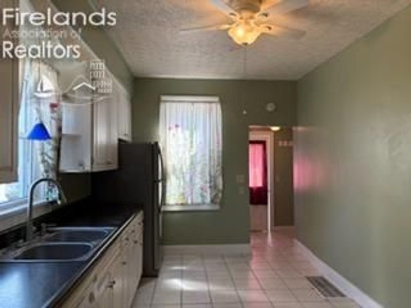 170 Coe Street, Tiffin, OH 44883 Photo 25