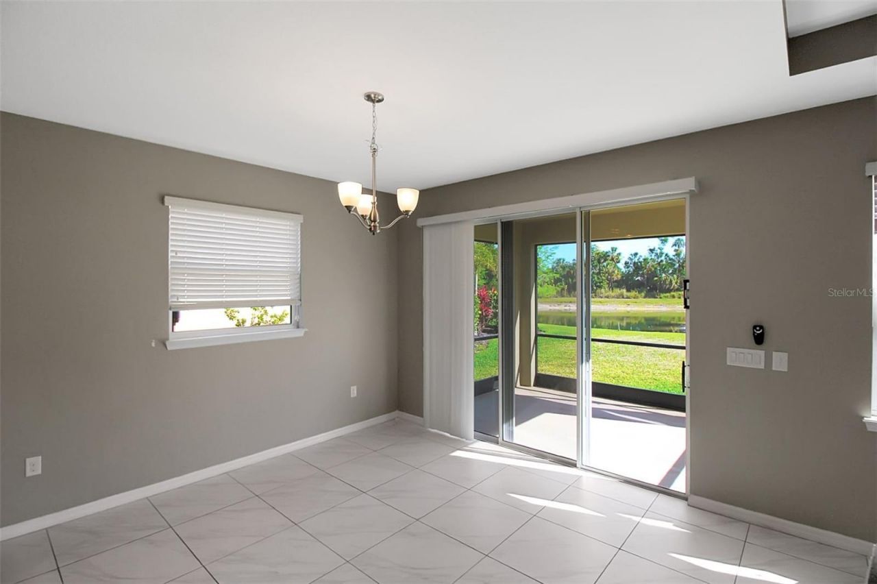 2914 Esmeralda Drive, Sarasota, FL 34243 Photo
