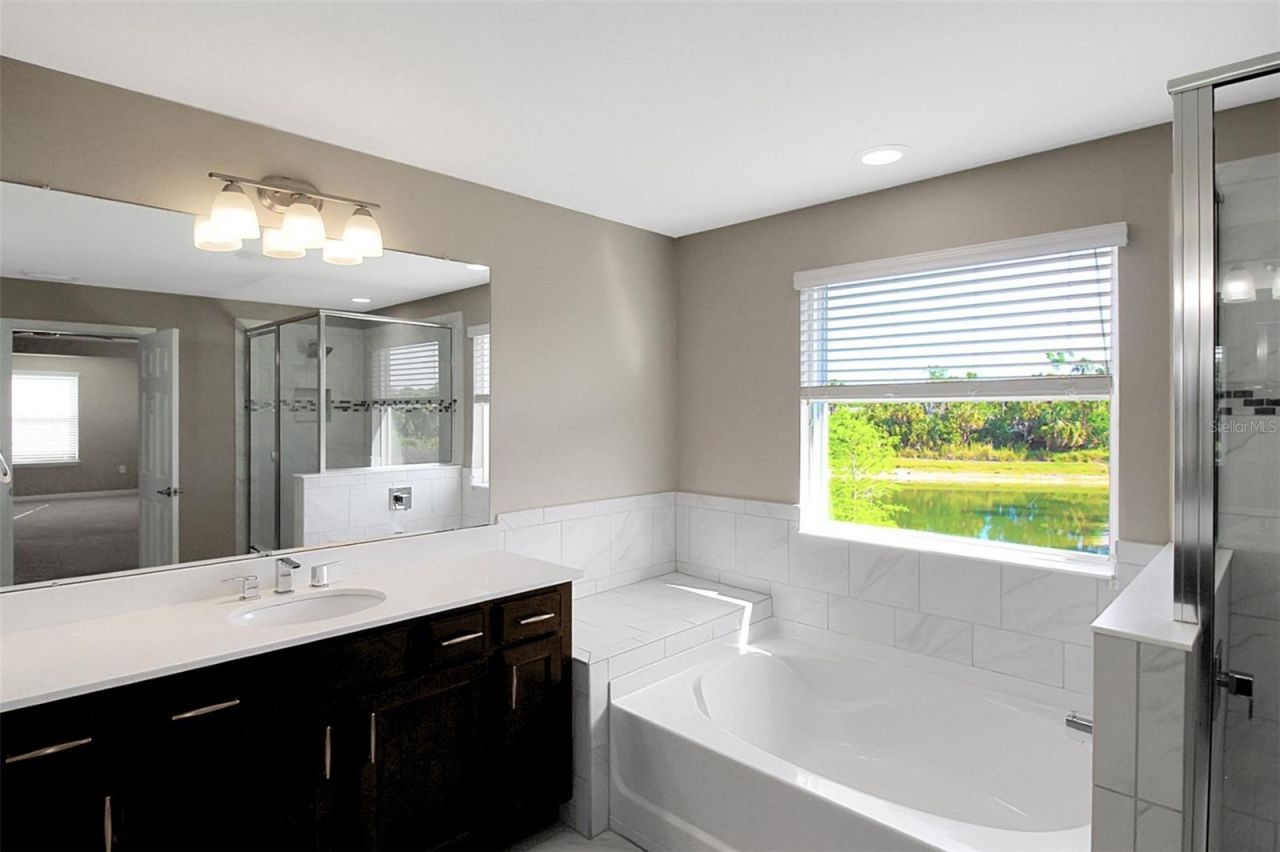 2914 Esmeralda Drive, Sarasota, FL 34243 Photo