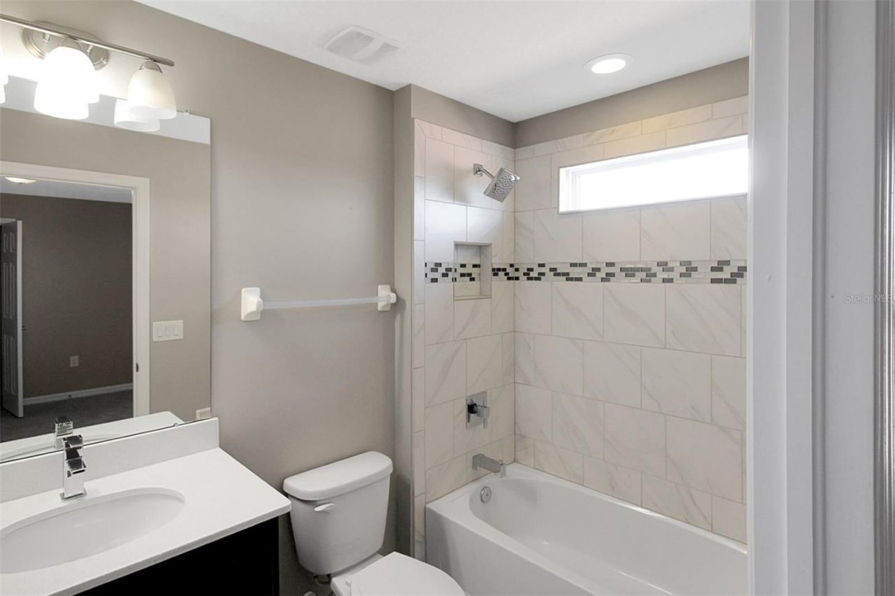 2914 Esmeralda Drive, Sarasota, FL 34243 Photo