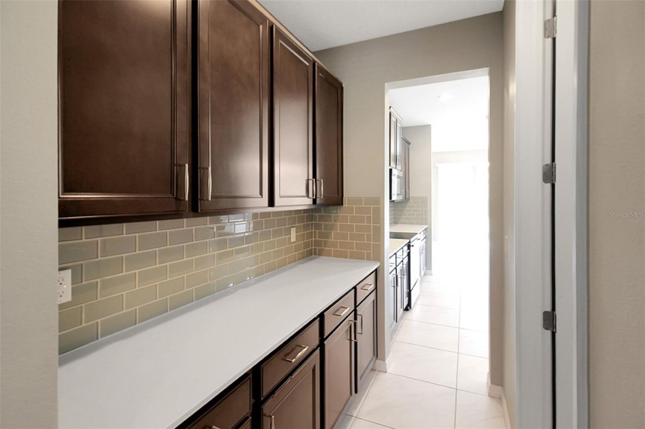 2914 Esmeralda Drive, Sarasota, FL 34243 Photo