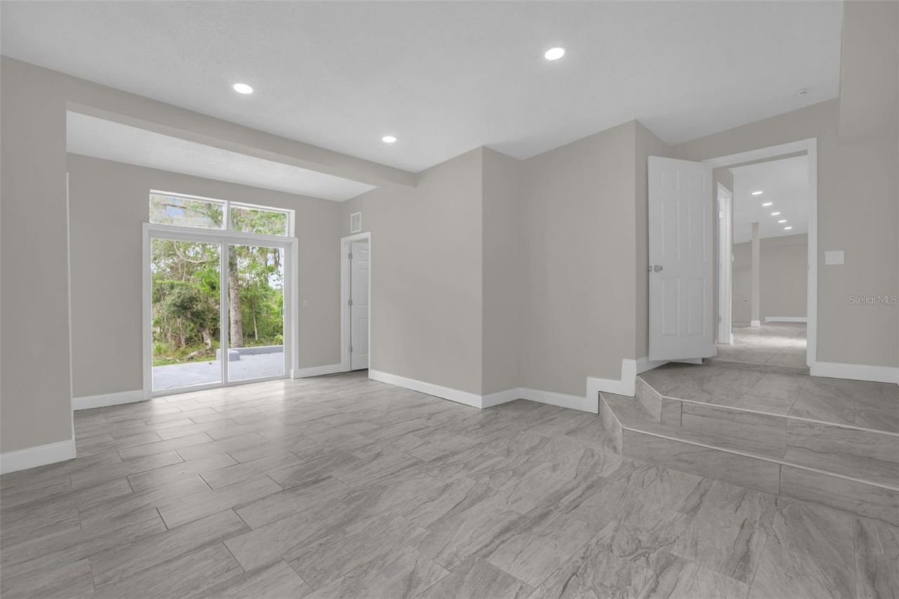 26716 Fishermans Road , Paisley, FL 32767 Photo