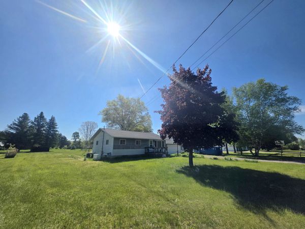 2755 S Sheridan Road, Stanton, MI 48888