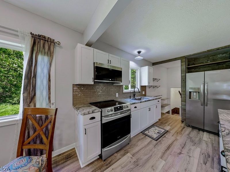16251 River Street NE, Alliance, OH 44601 Photo 13