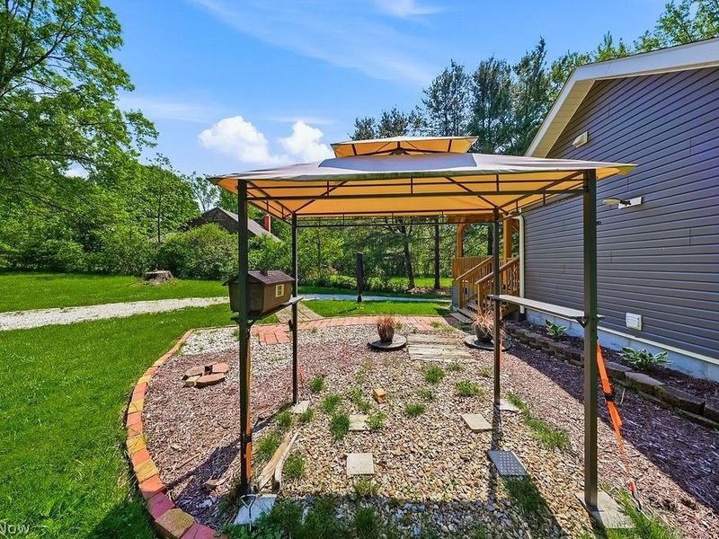 16251 River Street NE, Alliance, OH 44601 Photo 41