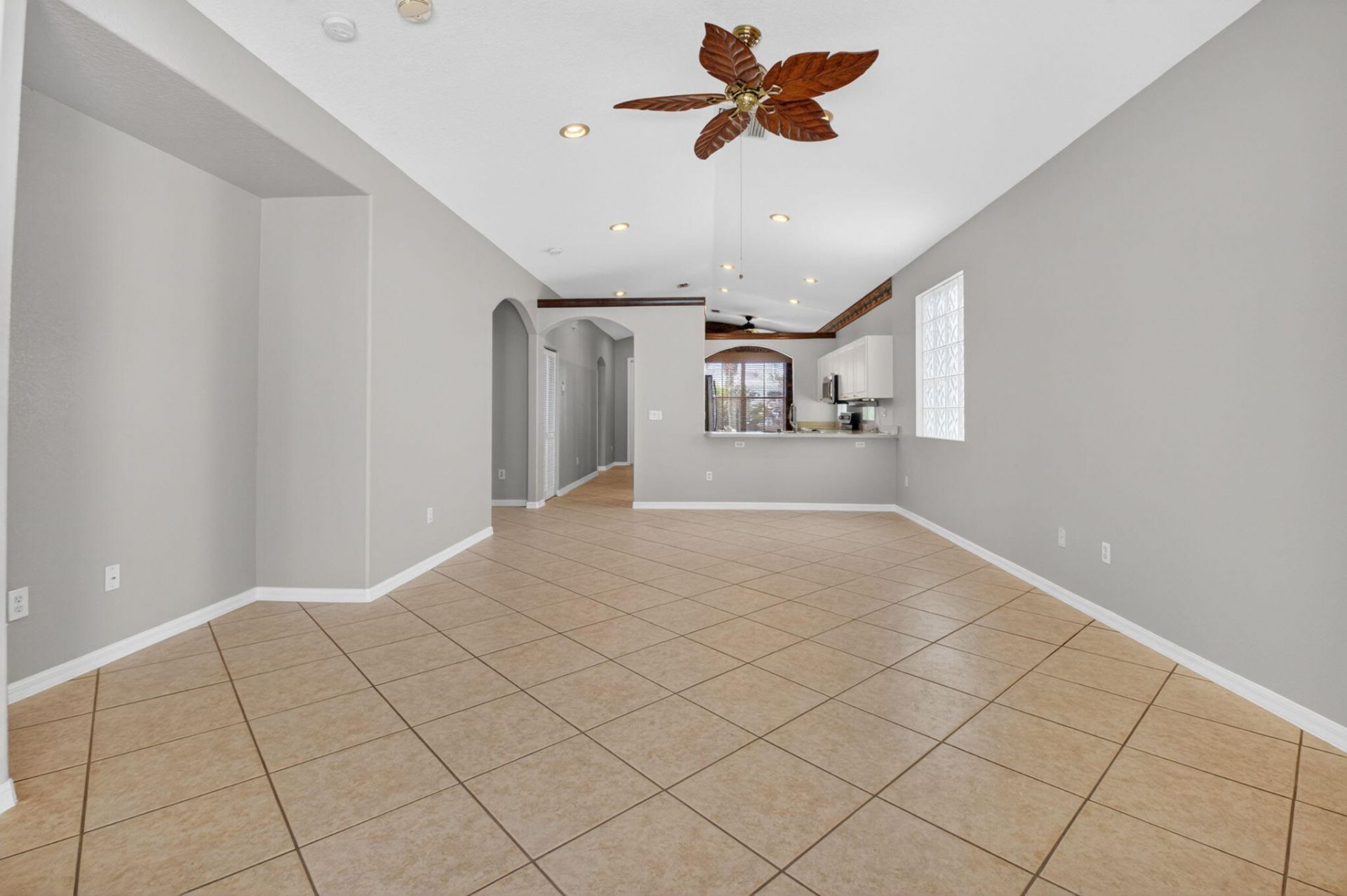 8451 Siciliano Street, Boynton Beach, FL 33472 Photo