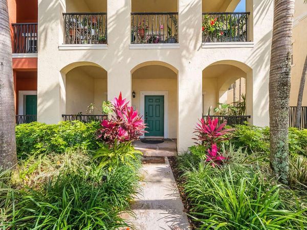 261 SW 6th Place, Pompano Beach, FL 33060