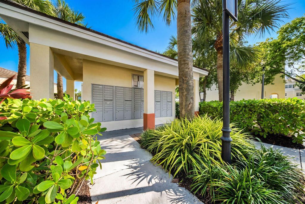261 SW 6th Place, Pompano Beach, FL 33060 Photo