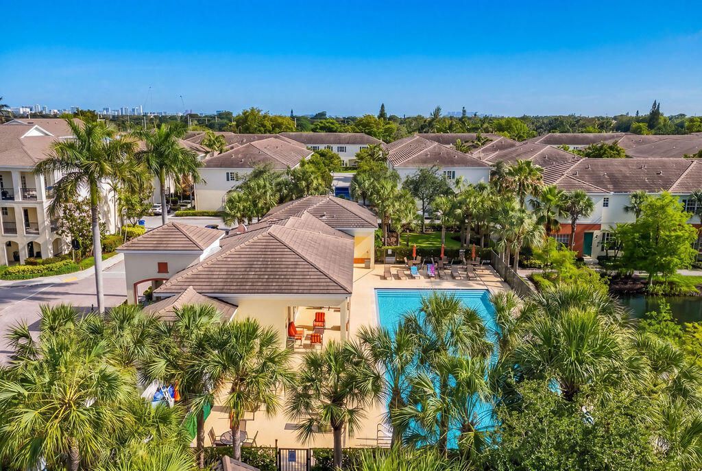 261 SW 6th Place, Pompano Beach, FL 33060 Photo