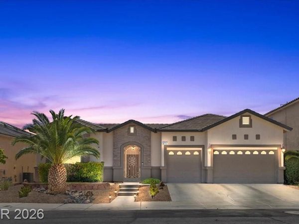 5717 Buena Martina Way, Las Vegas, NV 89141
