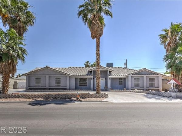 4465 E Cleveland Avenue, Las Vegas, NV 89104