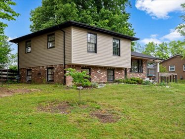 1171 Kelsey Drive, Lexington, KY 40504
