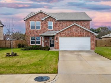3581 Chestnut Oak Drive, Dallas, TX 75253