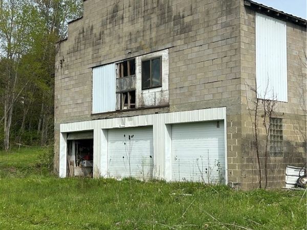 3675 Gerry Levant Road , Falconer, NY 14733