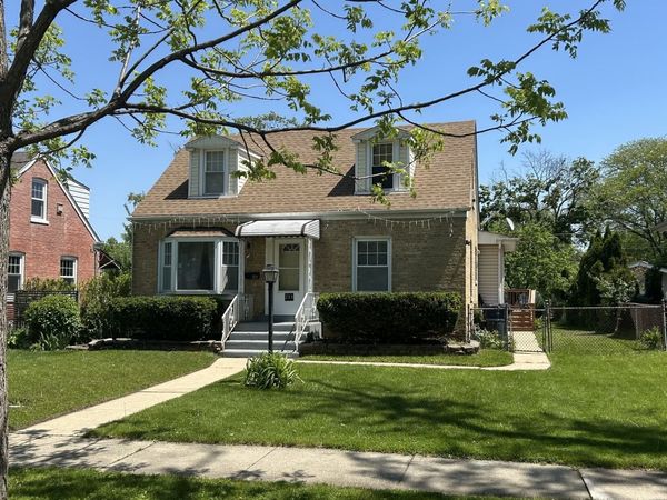 231 S Addison Street , Bensenville, IL 60106