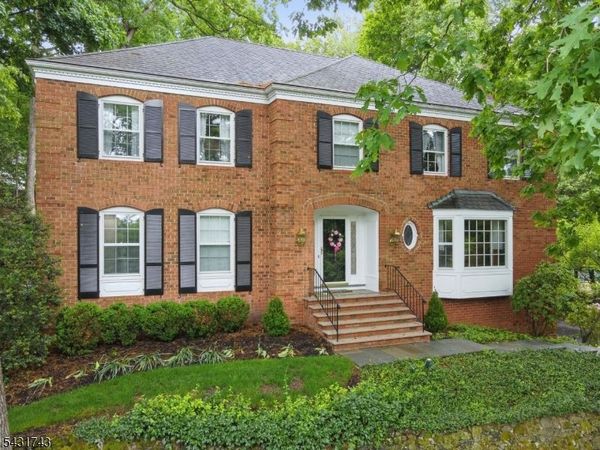 47 Lisa Dr, Chatham, NJ 07928