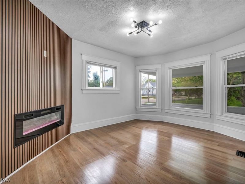 7106 Lawnview Avenue, Cleveland, OH 44103 Photo 6