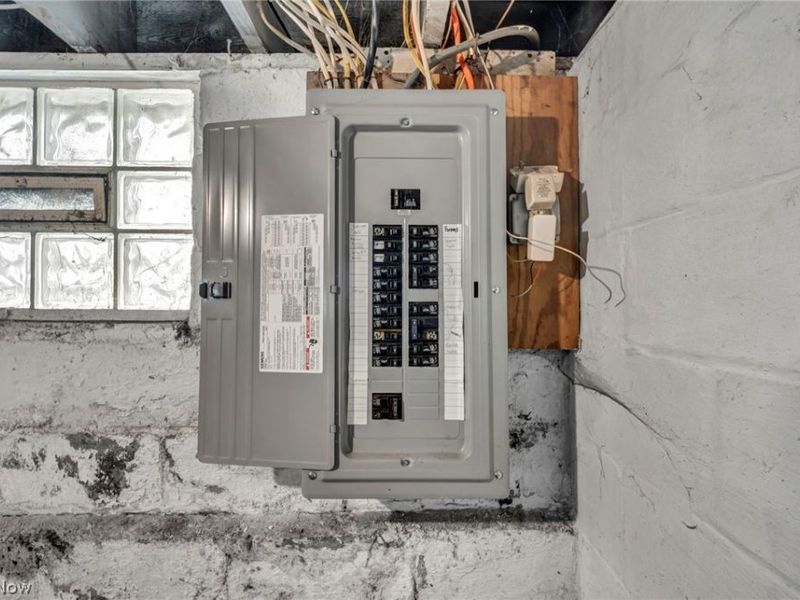 3600 E 75th Street, Cleveland, OH 44105 Photo 39