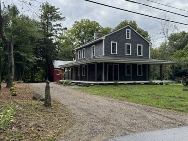 35 West Street, Petersham, MA 01366