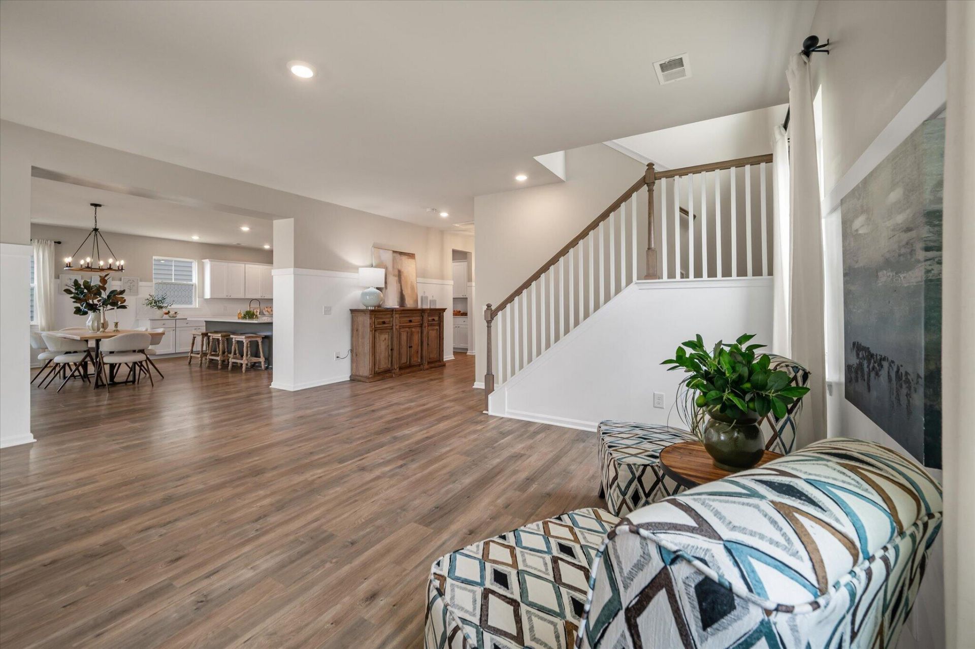 233 Narrowleaf Avenue Photo 8