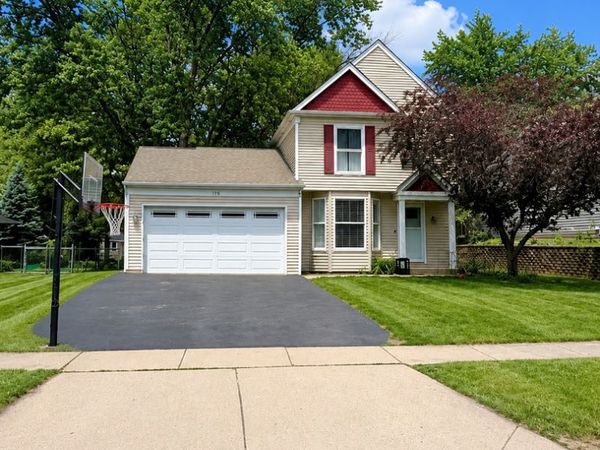 1550 Meghan Avenue, Algonquin, IL 60102