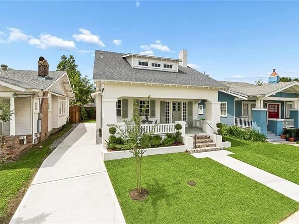 2622 LOWERLINE Street, New Orleans, LA 70125