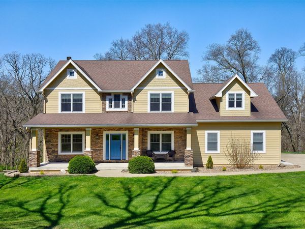 1325 Union Court, Van Meter, IA 50261