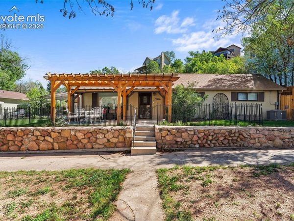 2706 W Pikes Peak Avenue, Colorado Springs, CO 80904