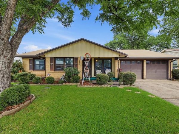 13649 Birchlawn Drive, Farmers Branch, TX 75234