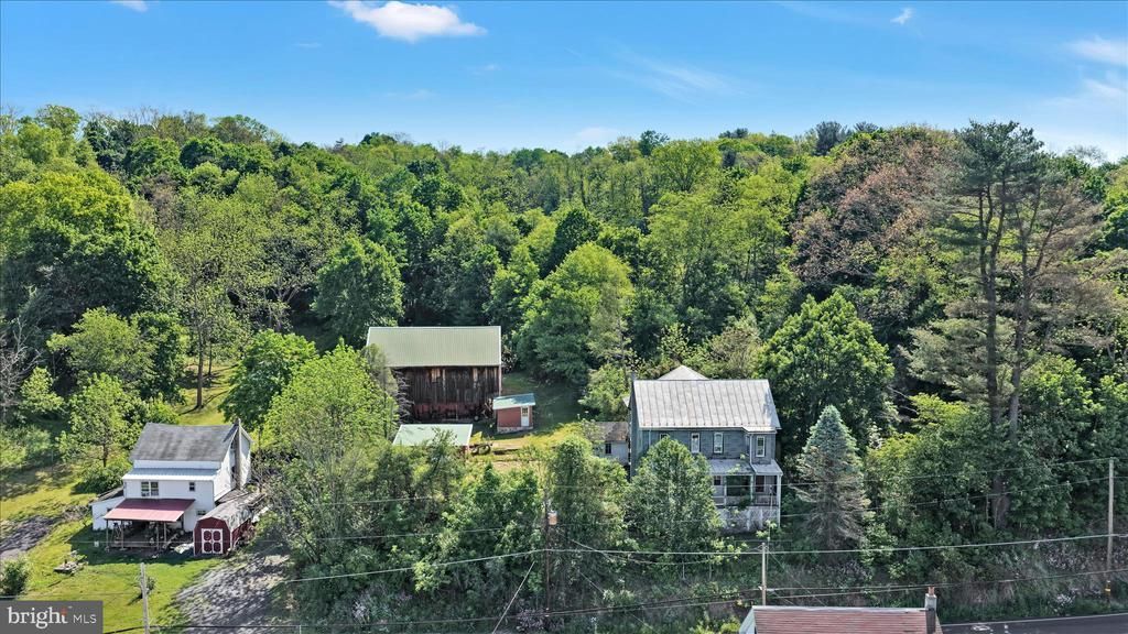 29 ROCK ROAD, PINE GROVE, PA 17963